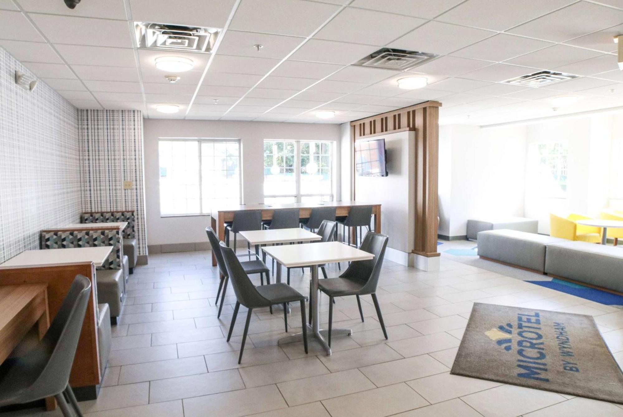 Microtel Inn & Suites By Wyndham Charlotte/Northlake Exterior foto